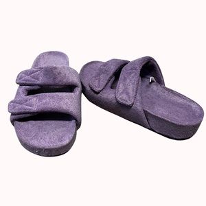 Lavender terry cloth sandals